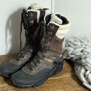 Women’s Merrell Aurora tall ice & winter snow boots